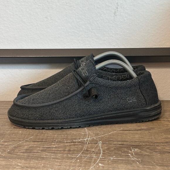 Hey Dude Wally Sox Micro Men’s Casual Comfort Loafers Shoes Size 9 Total Black - Picture 1 of 8